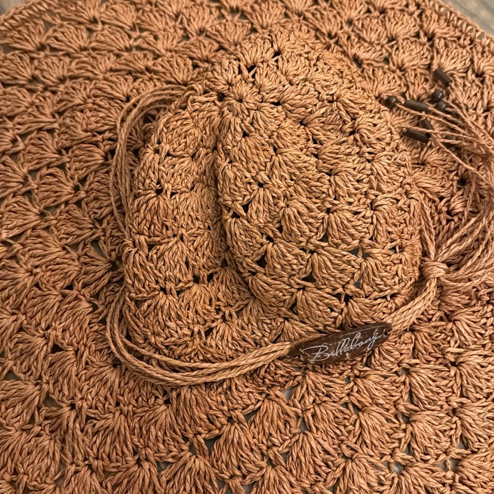 Billabong hat great condition - Picture 3 of 5
